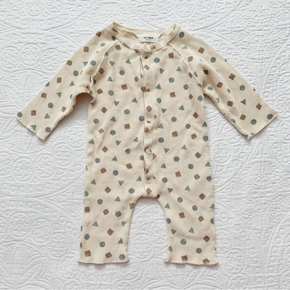 My Bebe Waffle Button Romper, Neutral Shapes (6-12‎ Months) - Picture 2 of 4